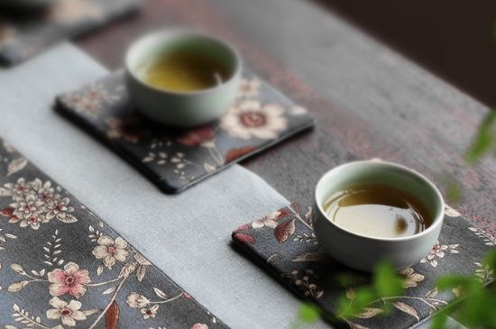 喝茶茶桌上的禮儀有哪些，泡茶待客十大禮儀不可不做！