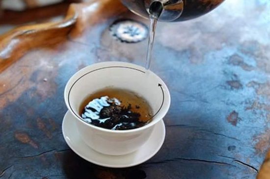 喝茶茶桌上的禮儀有哪些，泡茶待客十大禮儀不可不做！