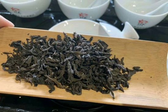 200一斤的茶葉算不算好，兩百一斤買的是中低檔茶