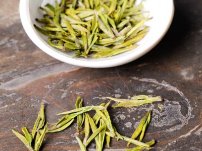 白茶品質(zhì)如何區(qū)分，白茶的優(yōu)劣質(zhì)量辨別方法