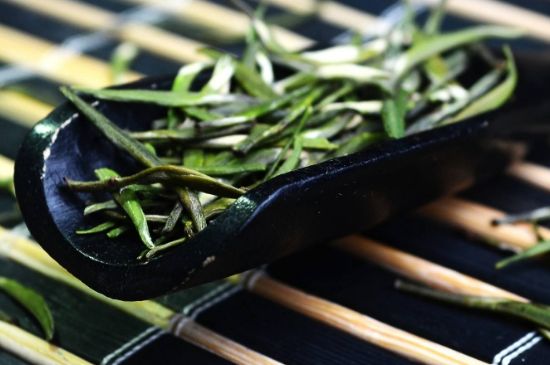 老茶和新茶哪個(gè)好，老茶好喝還是新茶好喝