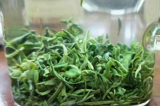什么茶葉容易放香精，香精茶有什么危害？