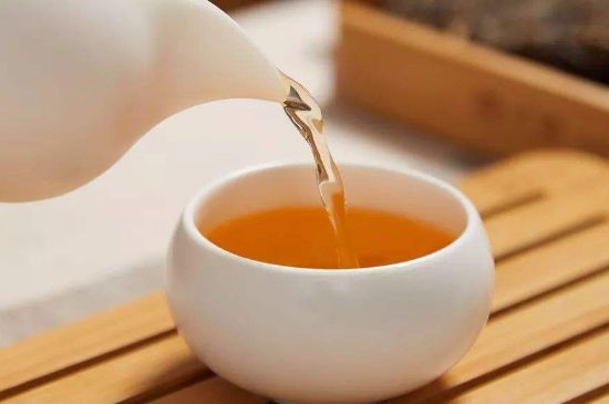 泡好的茶水放冰箱能保存多久，泡好的茶冷藏放多久？