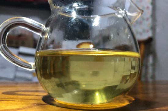 香精茶喝多了會怎么樣，茶葉加香精有什么害處？