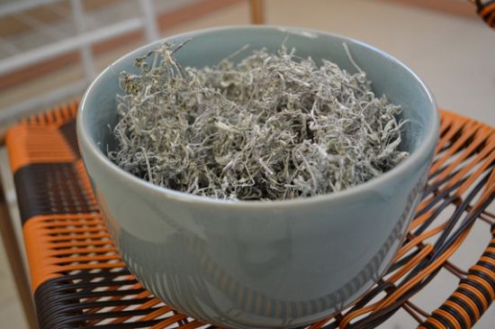 怎樣辨別莓茶發(fā)霉了，莓茶發(fā)霉和白霜的區(qū)別