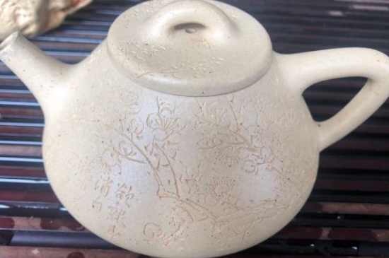 新買的紫砂壺為什么會裂，真的紫砂壺是不是很容易開裂？