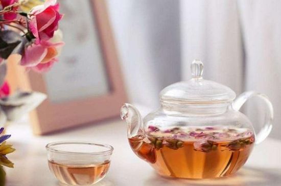 玫瑰花泡茶祛斑要多久見效，喝玫瑰花茶多久能祛斑？