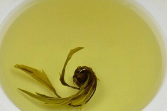 茉莉龍珠茶男人能喝嗎，男性夏季可以喝龍珠茶嗎