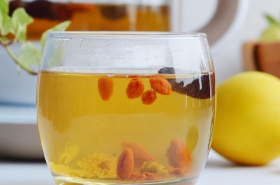 菊花茶的最佳搭配有哪幾樣，菊花茶和什么搭配喝效果好？