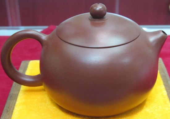 宜興紫砂壺四大經(jīng)典壺型叫什么，傳統(tǒng)紫砂四大名壺介紹