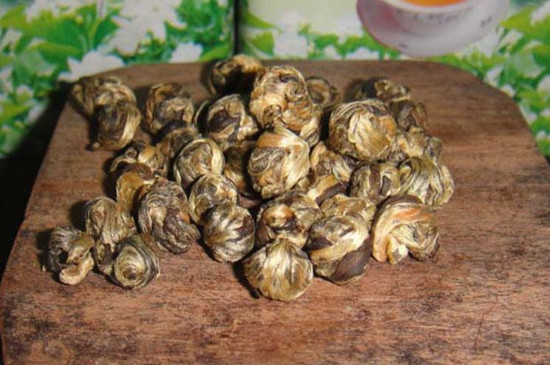 茉莉龍珠一次泡幾顆，茉莉龍珠一一杯放幾顆