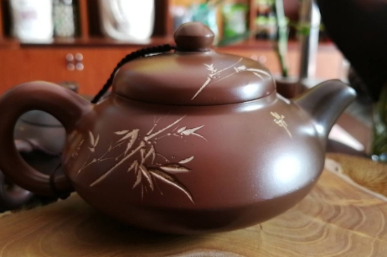 坭興陶主要泡什么茶，廣西坭興陶壺適合泡哪些茶？