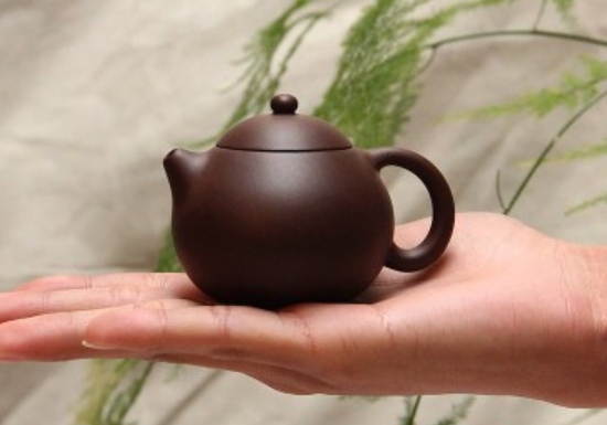 宜興紫砂壺四大經(jīng)典壺型叫什么，傳統(tǒng)紫砂四大名壺介紹