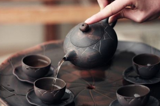 坭興陶主要泡什么茶，廣西坭興陶壺適合泡哪些茶？