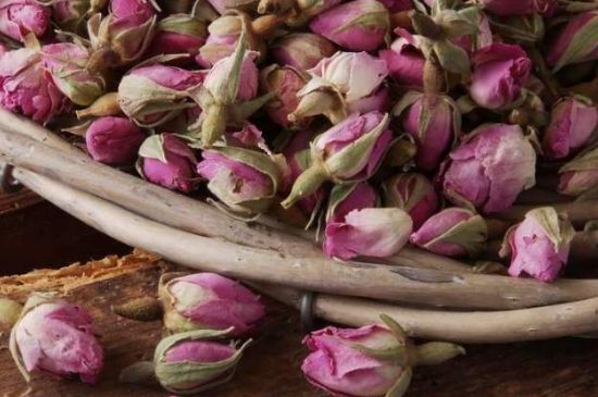 玫瑰花茶是應該煮還是蒸，玫瑰花茶是不是煮一下效果更好？