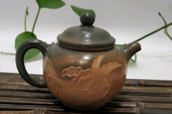 泡茶用坭興陶和紫砂壺哪個(gè)好，紫砂壺比坭興陶壺好嗎？