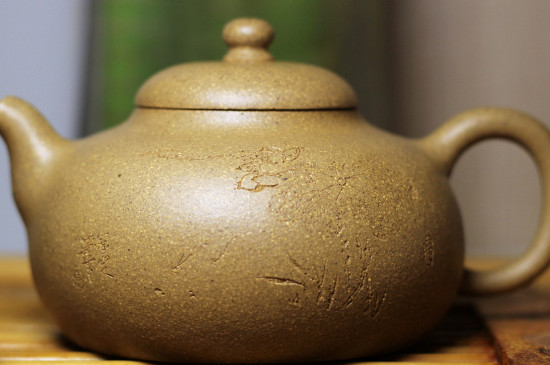 朱泥壺適合泡紅茶嗎，紅茶適合泡紫泥還是朱泥壺