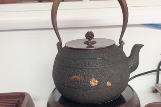 常見(jiàn)的七大材質(zhì)的茶具優(yōu)缺點(diǎn)，用什么材質(zhì)的茶具泡茶最好？