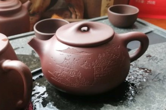 紫砂開壺和不開壺的區(qū)別，<a href=http://m.qxesq.com/chaju/zisha/ target=_blank class=infotextkey>紫砂壺開壺</a>的正確方法及開壺建議