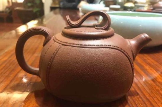 泡茶用坭興陶和紫砂壺哪個(gè)好，紫砂壺比坭興陶壺好嗎？