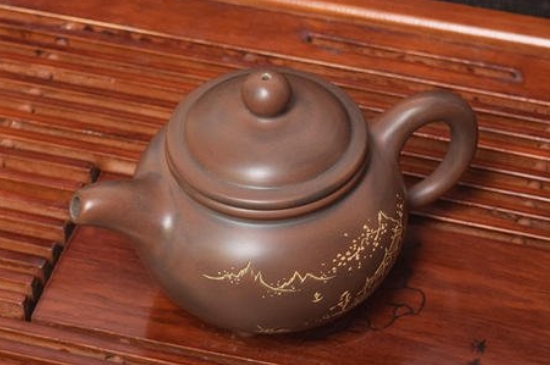 坭興陶主要泡什么茶，廣西坭興陶壺適合泡哪些茶？