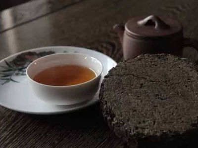 安化黑茶的功效，安化黑茶可以調(diào)理腸胃嗎？