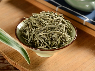 白茶煮好還是泡好喝，老白茶是泡還是煮？
