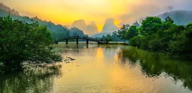武夷山為什么盛產(chǎn)茶葉，武夷山茶為什么好喝？