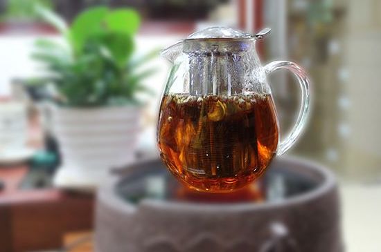 福鼎白茶要喝老的嗎，為什么喝白茶要喝老茶存新茶？