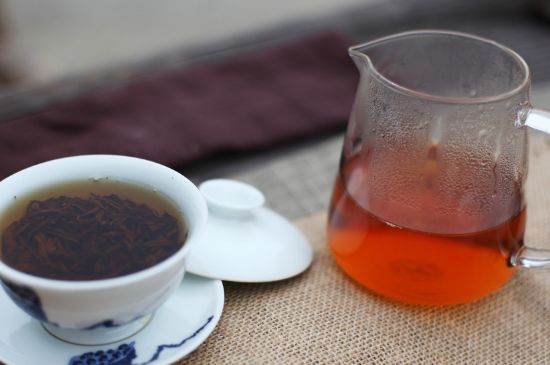 紅茶有6年了還能喝不，過期紅茶未必不能喝！