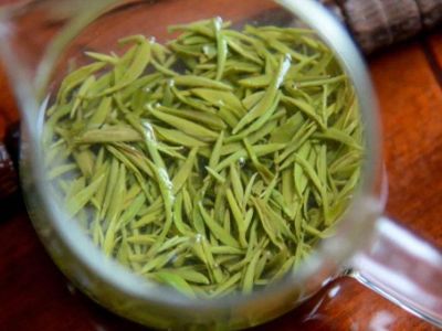 毛峰和毛尖哪個(gè)好一點(diǎn)，毛尖茶好還是毛峰茶好？