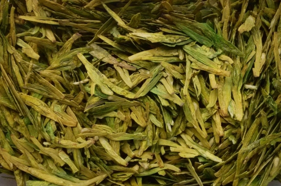 西湖龍井茶毫和發(fā)霉區(qū)別圖片，長霉的龍井茶葉會是什么樣？