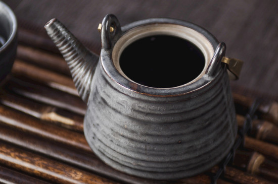 黑茶用什么壺煮最好，黑茶用什么煮效果好？