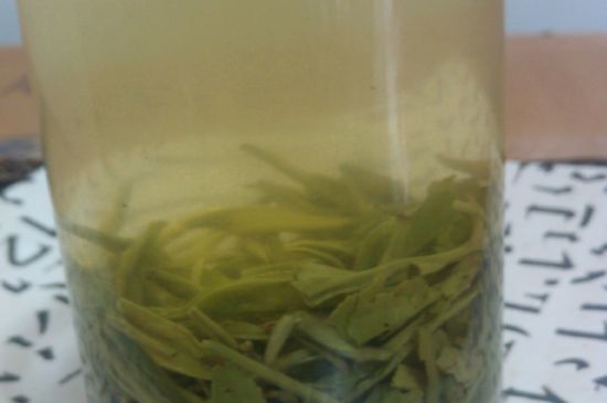 碧螺春為什么泡水渾濁，碧螺春茶葉泡水感覺(jué)很臟是混濁的
