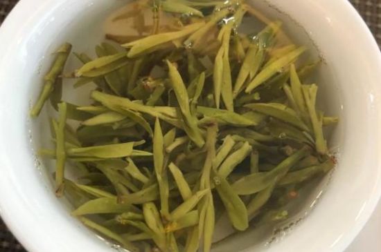 龍井好喝還是毛尖好喝，綠茶是龍井好還是毛尖好？