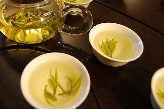 黃茶不適合哪些人喝，黃茶的功效與作用禁忌