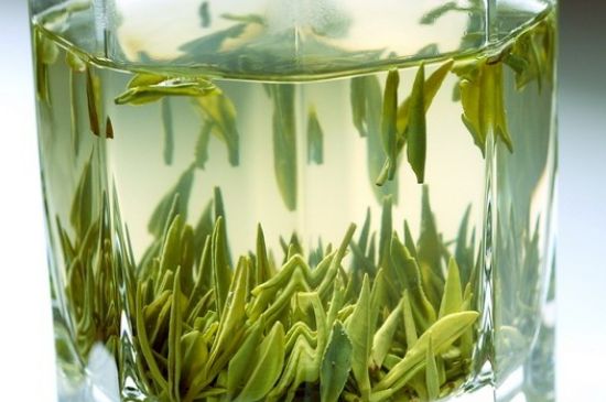 竹葉青和雀舌哪個貴，竹葉青茶貴嗎？