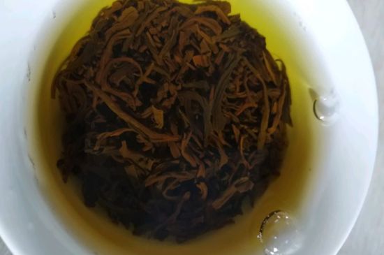 正山小種很細還很黑亮，正山小種越細越好嗎