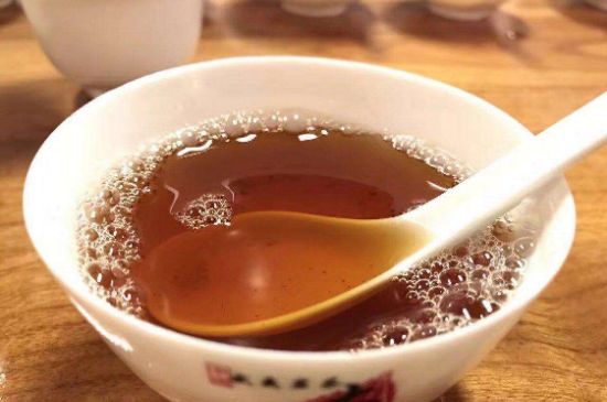 肉桂茶和大紅袍哪個貴，武夷山肉桂與大紅袍的價格比較