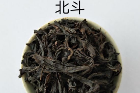 大紅袍四大品種有哪些，大紅袍的種類(lèi)和著名品種特點(diǎn)介紹
