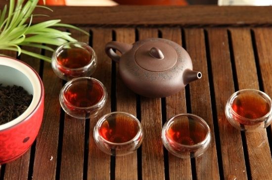 飯后多長時(shí)間喝六堡茶最好，六堡茶一天喝多少