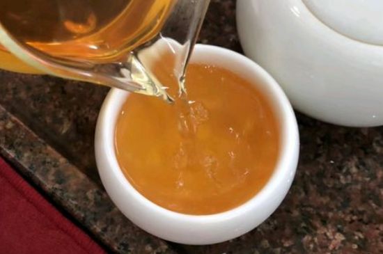 女人晚上喝紅茶好嗎，女人紅茶啥時候喝最好？