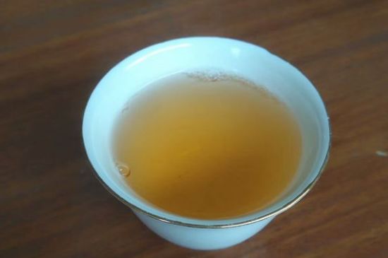 黑茶排濕毒的身體表現(xiàn)，喝黑茶排毒反應(yīng)癥狀